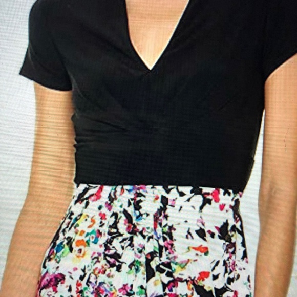 Chetta B Beautiful Black with Floral Maxi Size 12 - Picture 2 of 8